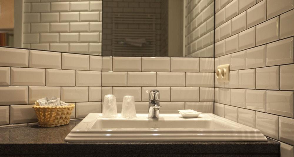 Avenue Hotel By F-Hotels ブランケンベルヘ エクステリア 写真